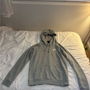 Nike Women’s Heather Gray Pullover Hoodie